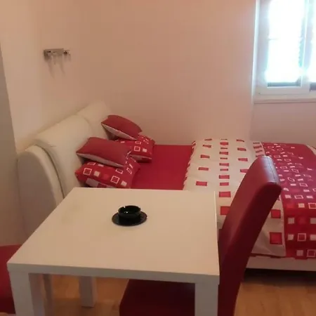 Apartment Riva *